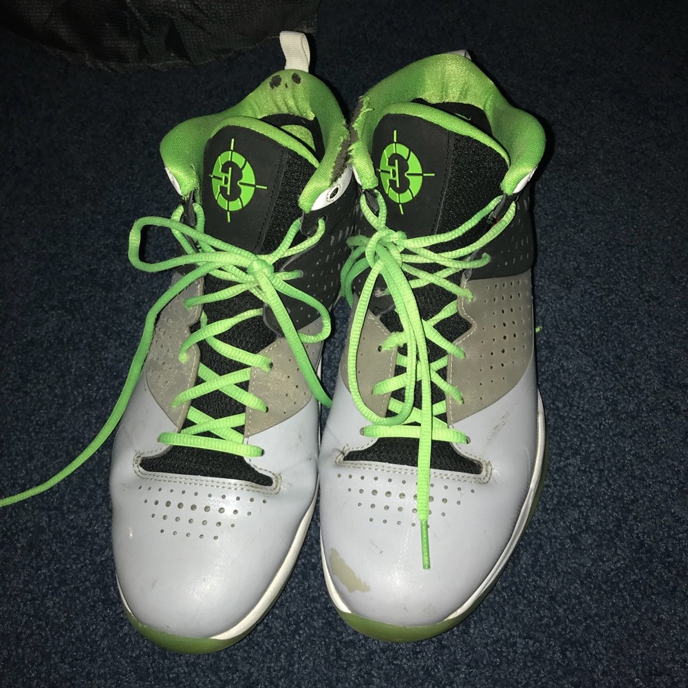 Men’s Jordan sneakers